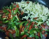 A picture of step 2 of Red Sauce Pasta.
