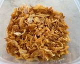 A picture of step 4 of Seasoned Glutinous Rice with Fried Tilapia.