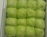 Foto langkah ke 5 dari resep Roti kasur pandan isi coklat dan strawberry 😉.