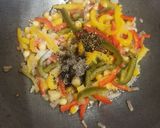 A picture of step 5 of पास्ता इन रेड सोस.