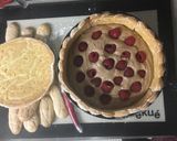 Une image de l'étape 6 de Charlotte chocolat / framboise.