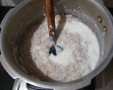 A picture of step 4 of Whole Wheat Pudding - Gahuchi Kheer.