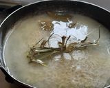 A picture of step 4 of Thai green rice.