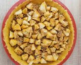 Une image de l'étape 3 de Crumble pommes façon tarte.