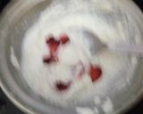 A picture of step 1 of Strawberry fruit cream in biscuit tart.