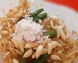 इन्स्टंट ओल्या  हळदीचा लोणचं (oil free) (instant olya hardhicha lonche recipe in marathi) रेसिपी स्टेप 2 फोटो 