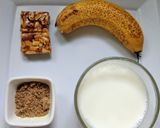 A picture of step 1 of Weight loss peanut chikki banana smoothie.