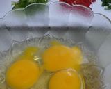 Foto langkah ke 2 dari resep Roti Panggang isi Omlet telur.