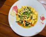 Foto langkah ke 5 dari resep Cah bayam telur tomat.