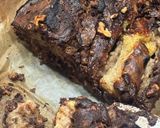 A picture of step 5 of Banana bread with nutella & chocolate.