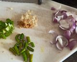चायनीज चिली अंडा (chili anda recipe in marathi) रेसिपी स्टेप 1 फोटो 