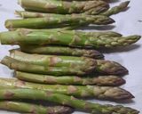 Foto del paso 2 de la receta: Espárragos  (limpieza, cocción)