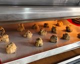 Foto langkah ke 4 dari resep Choco Chunks Cookies🍫🍪.