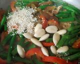 A picture of step 10 of Green beans salad.