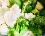 Foto del paso 1 de la receta: BOCADILLOS DE BROCOLI Y COLIFLOR 🥦🥦🙌🏼🥦🥦😋
