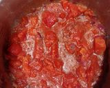 A picture of step 2 of Lebanese Kidney Bean, Onion, and Tomato Stew.