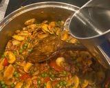 Gombapaprikás Gazdagon, Pennével recept fázis 3 fotója