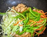 A picture of step 7 of Restaurant Style Chicken Chowmein.