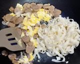 Foto langkah ke 2 dari resep Kwetiaw Goreng.