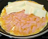 Foto del paso 2 de la receta: Tortilla de jamón york y tranchetes