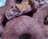 Foto langkah ke 6 dari resep Donat Ubi Ungu.