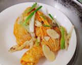 Hình bước làm 2 của món Gỏi gà bắp chuối
