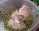 Foto del paso 4 de la receta: Tortillas de zapallitos integral