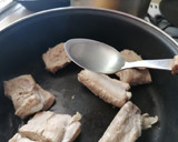 Foto del paso 6 de la receta: Champiñones con carne de puerco en salsa roja