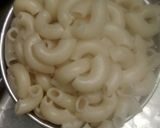 વ્હાઈટ ગ્રેવી પાસ્તા (White Gravy Pasta Recipe In Gujarati) રેસીપી સ્ટેપ1ફોટો