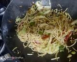 A picture of step 7 of Lemon Coriander Soup and Chilli Garlic Noodles Restaurant Style.