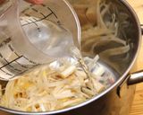 Fehérboros spárgakrémleves recept fázis 2 fotója