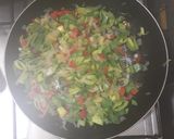Foto del paso 1 de la receta: Canastitas de choclo y verduras sin tacc