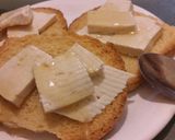Foto del paso 1 de la receta: Tostadas con tofu y miel con yerba mate con jengibre