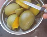 A picture of step 1 of Mango drink/juice.