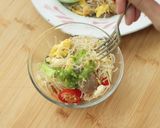 Foto langkah ke 10 dari resep Bihun Goreng Putih Devina Hermawan.
