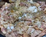 Foto langkah ke 1 dari resep Kulit ayam goreng sambal matah.