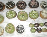 Foto langkah ke 6 dari resep Donat Empuk Tanpa Telur.