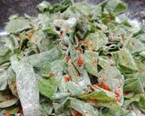 A picture of step 1 of Crackling spinach.