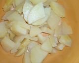 A picture of step 3 of Memoni Black Chickpea And Potato Chaat.