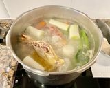 Foto del paso 3 de la receta: Caldo de gallina y pollo