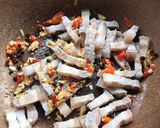 รูปขั้นตอนการทำที่ 1 ของ ผัดเผ็ดหมูสามชั้น