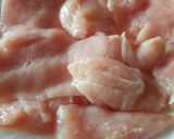 Sajtos-tejfölös borzas csirkemell recept fázis 2 fotója