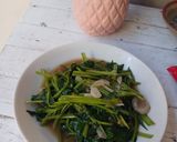 Foto langkah ke 4 dari resep Tumis kangkung.