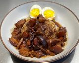 A picture of step 8 of Lu Rou Fan (滷肉饭 - Taiwanese braised pork rice bowl).