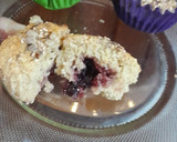 Foto del paso 7 de la receta: Muffins de avena y manzana, con centro de mermelada sin azúcar de frutos rojos