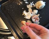 A picture of step 2 of Roasted Garlic Broth.