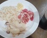 รูปขั้นตอนการทำที่ 1 ของ ผัดเฟตตูชินี่ซอสเทอริยากิ - คีโต
