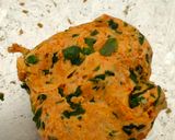 गुजराती मेथी थेपला (Gujarati methi thepla recipe in hindi) रेसिपी चरण 1 फोटो