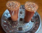 A picture of step 2 of Papaya apple milkshakes.