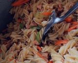 A picture of step 6 of Simple and easy pasta.
